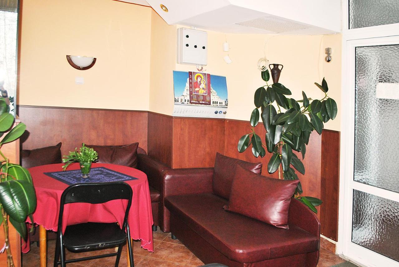 Family Hotel Zora Σόφια Εξωτερικό φωτογραφία